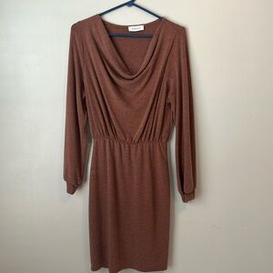 Gilli medium dress with comfort lining